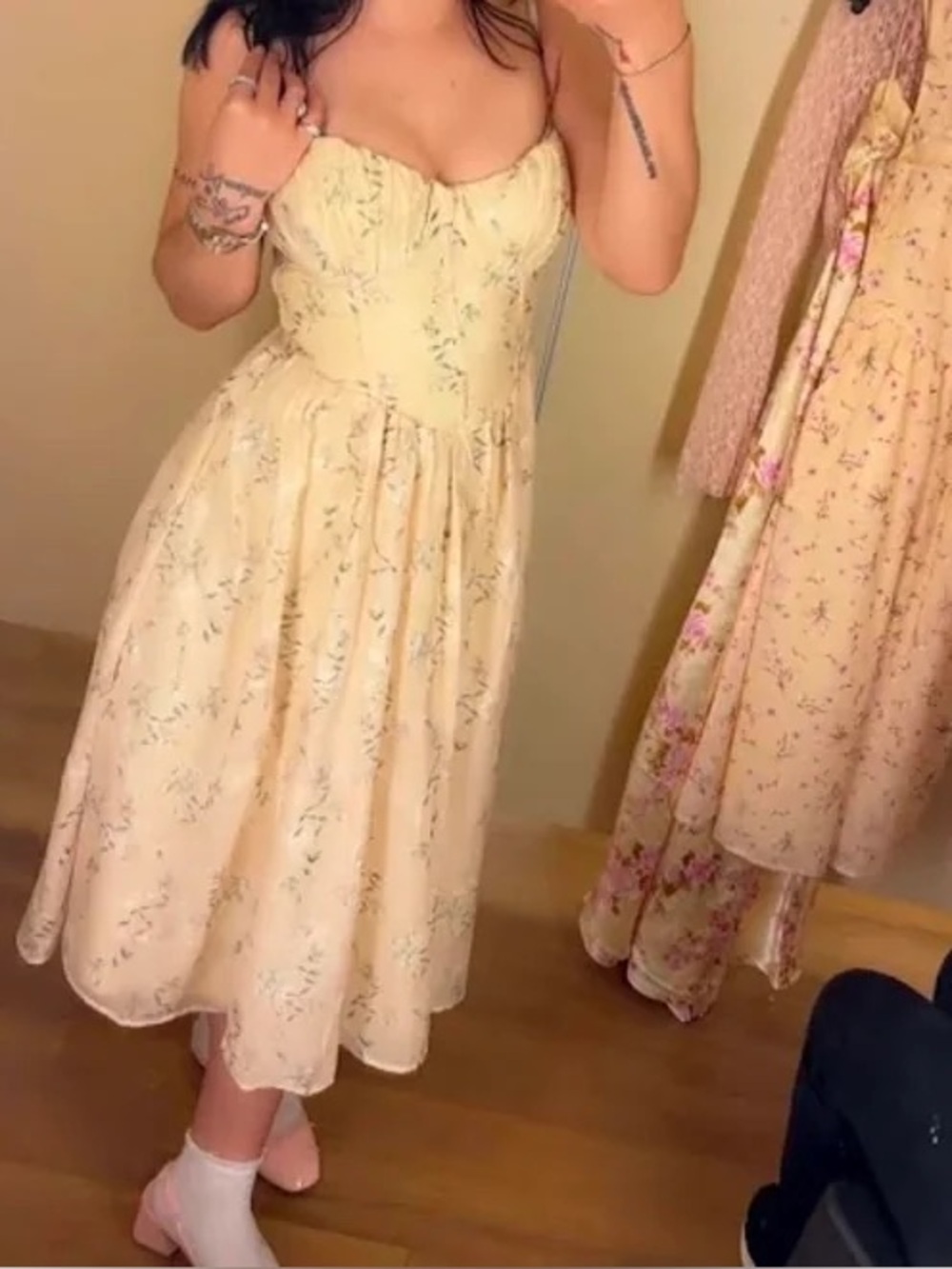 Thirty Thirty yellow Floral Sweetheart Midi Dress